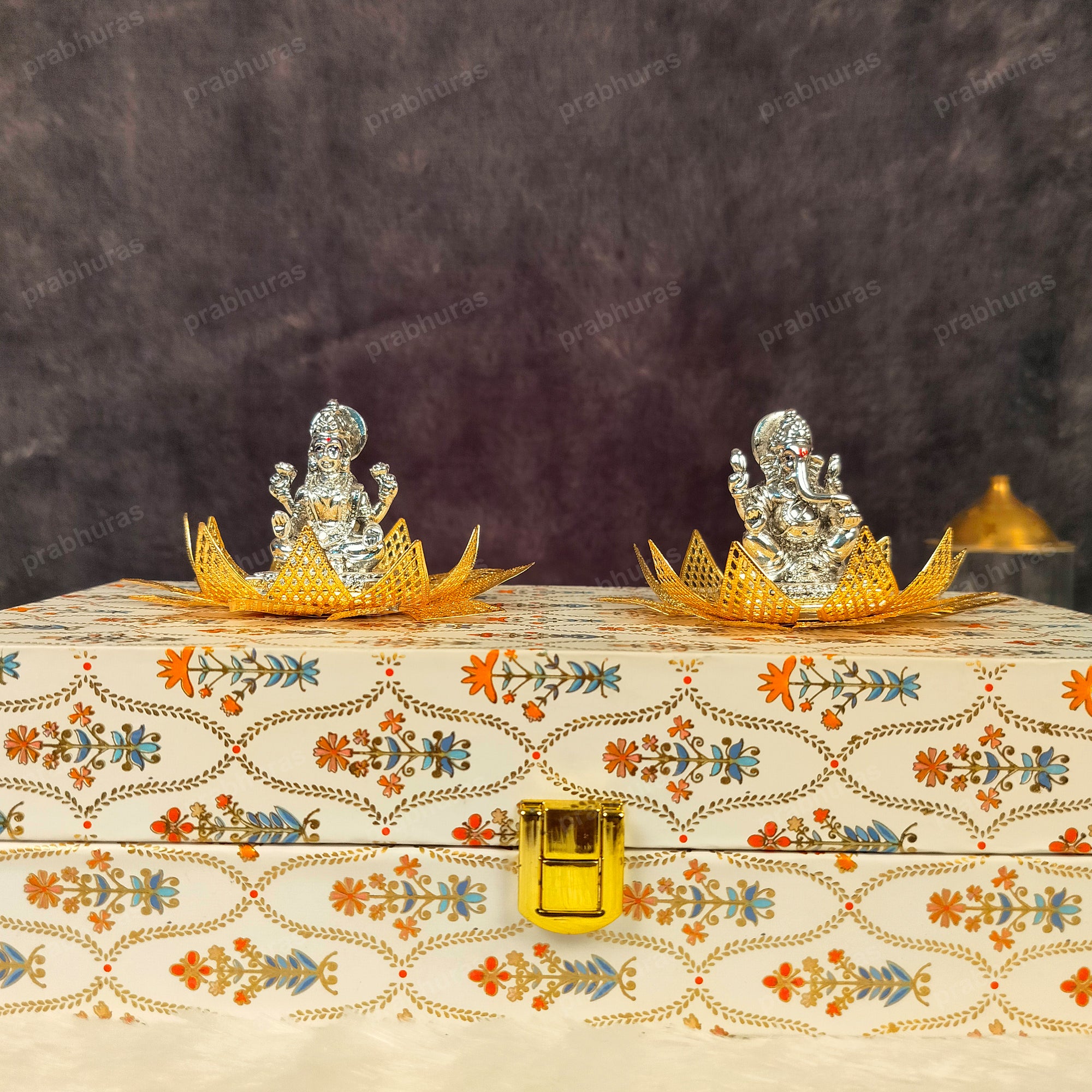 Shree Laxmi Ganesh With Hathi And Silver And Gold Coated