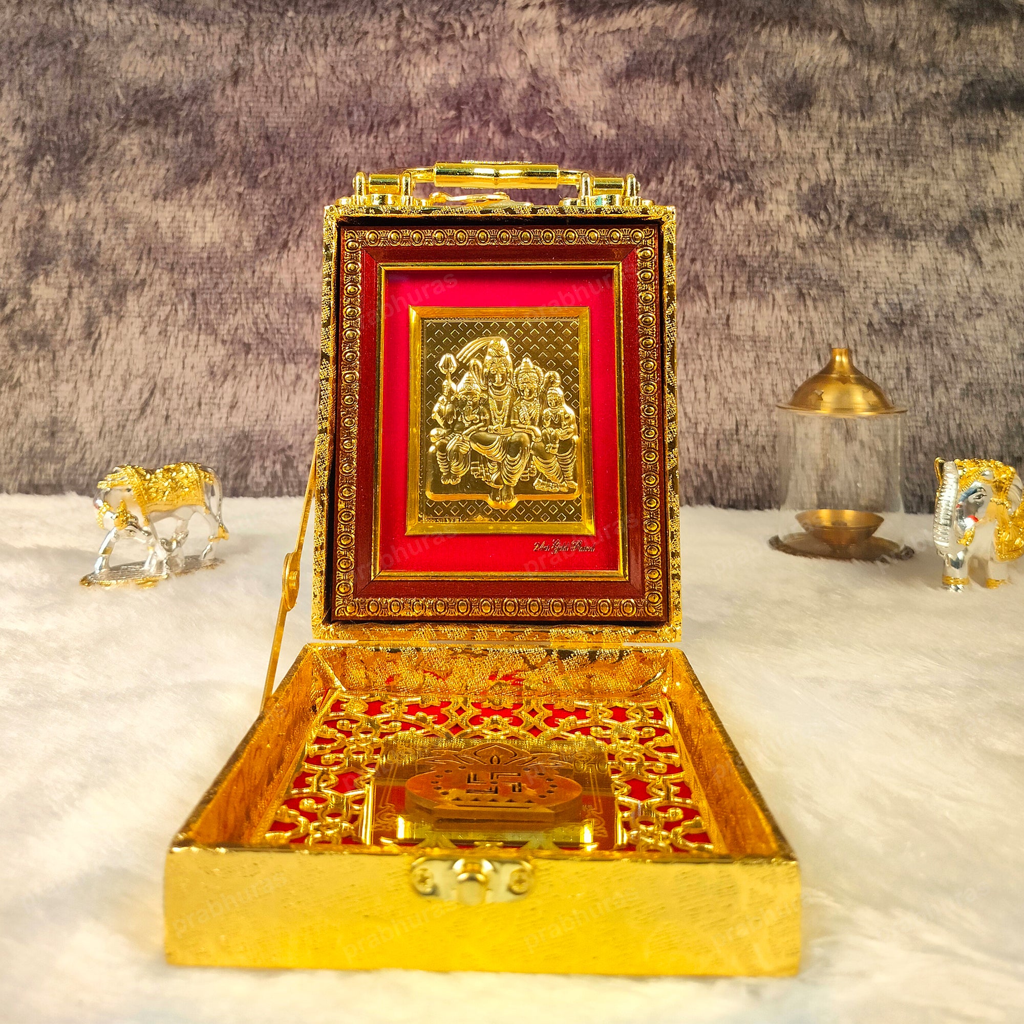 Shiv Parivar With Attachi Gift Box Gold Coated