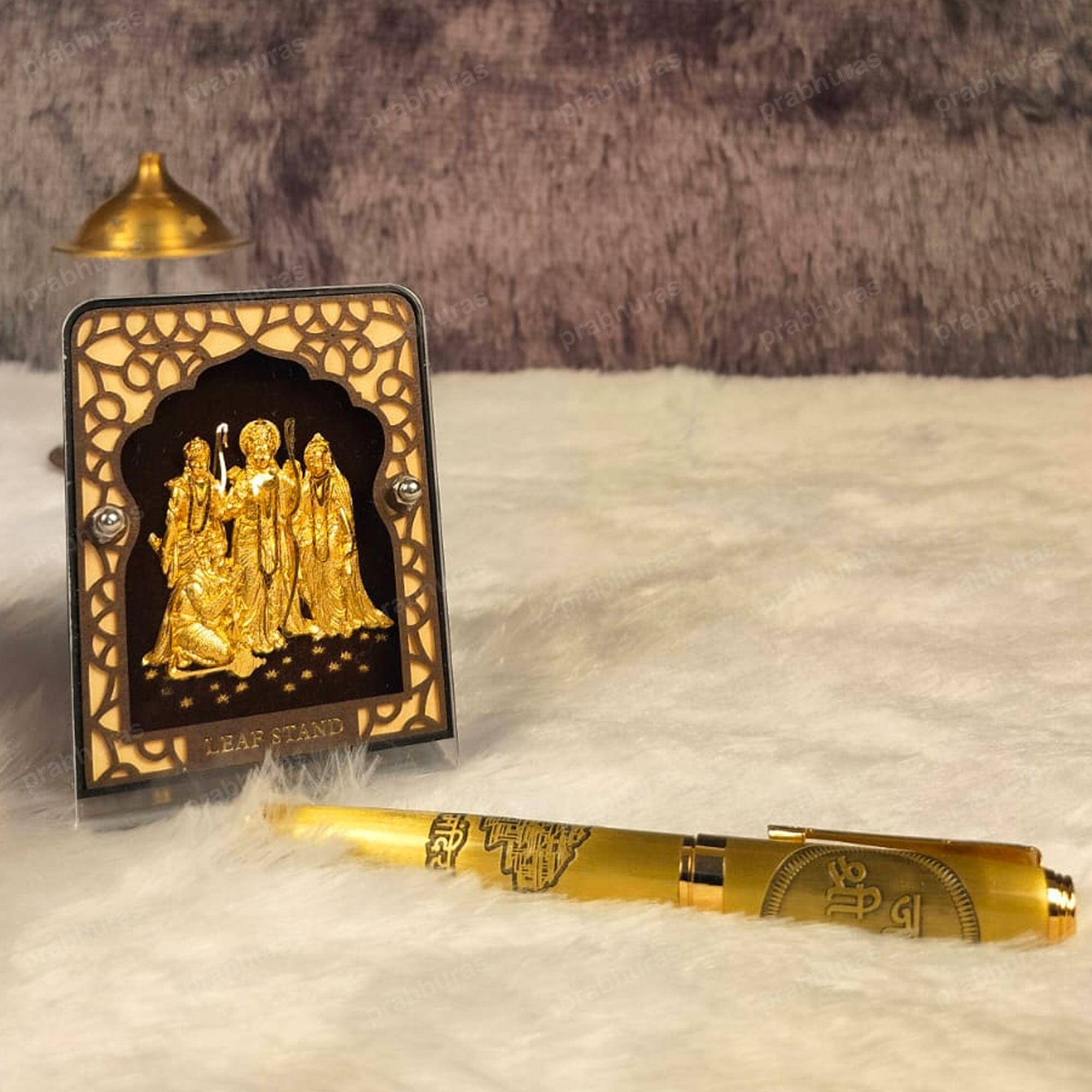 Shree Ram Gold Leaf With Pen