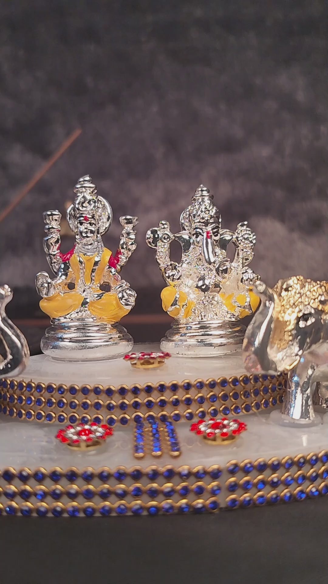 Shree Laxmi Ganesh With Hathi And Silver Coated